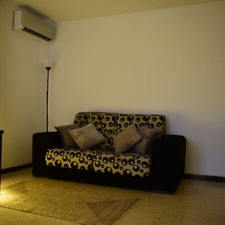 Apartamento Marina Apartment Салоу Екстериор снимка