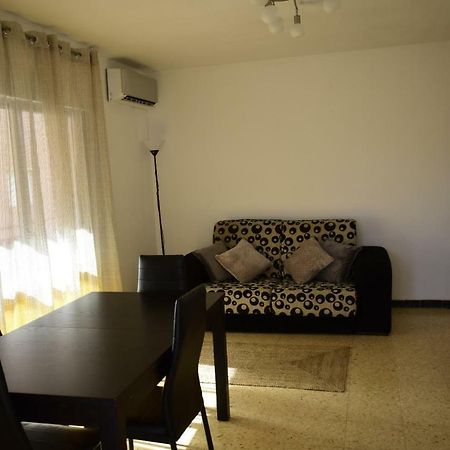 Apartamento Marina Apartment Салоу Екстериор снимка