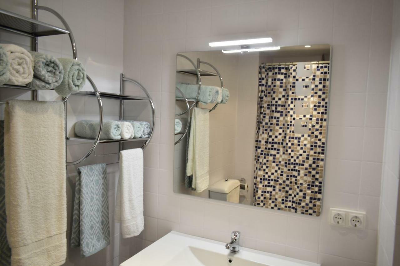 Apartamento Marina Apartment Салоу Екстериор снимка