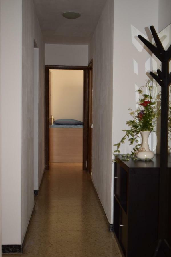 Apartamento Marina Apartment Салоу Екстериор снимка