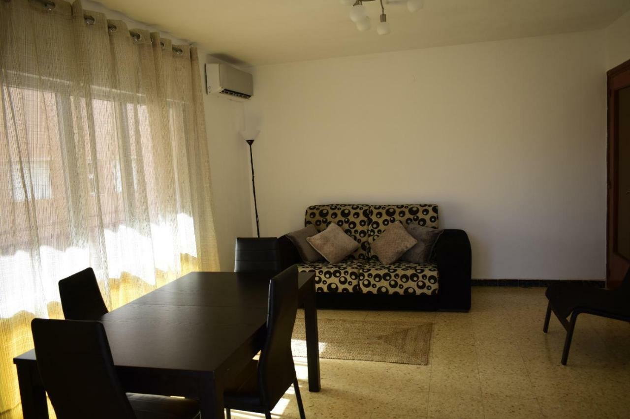 Apartamento Marina Apartment Салоу Екстериор снимка